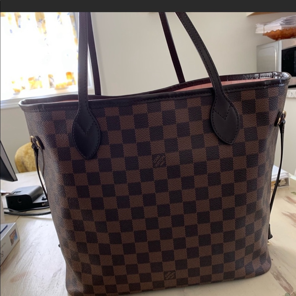 Louis Vuitton Neverfull MM